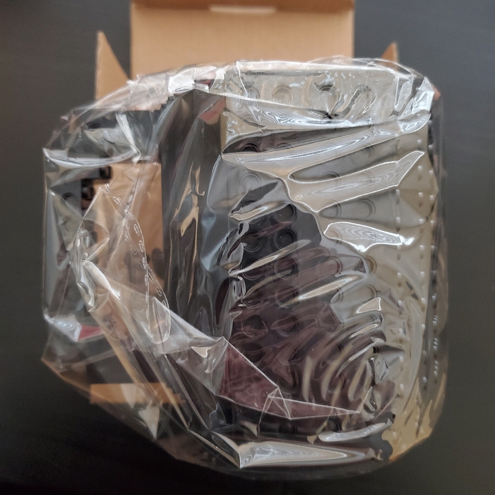Build-On Brick Mug - Picture 3 of 4